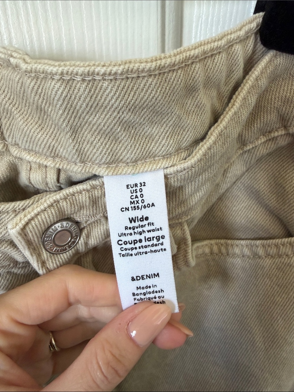 H&M Neutral Beige Wide-Leg Jeans - Picture 3 of 3